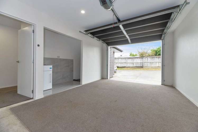 18B Riverpark Crescent Henderson_7