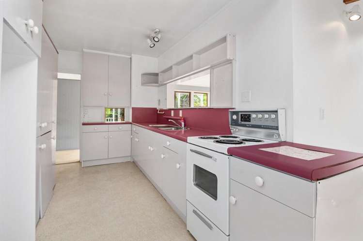 49 Jaemont Avenue Te Atatu South_9