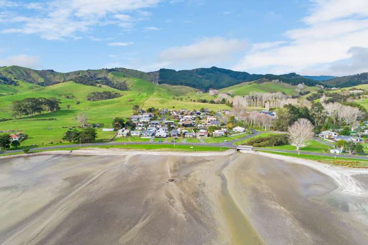 9 Kawakawa Bay Coast Road Kawakawa Bay_17