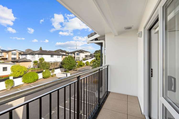 D9/60 Masons Road Oteha_18