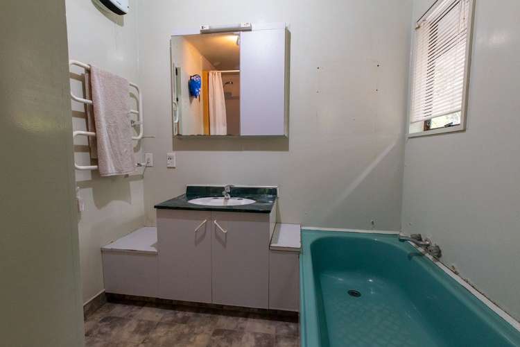 266 Konini Road Titirangi_8