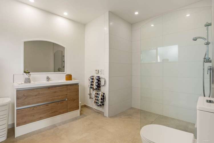 9 Opou Road Titirangi_11