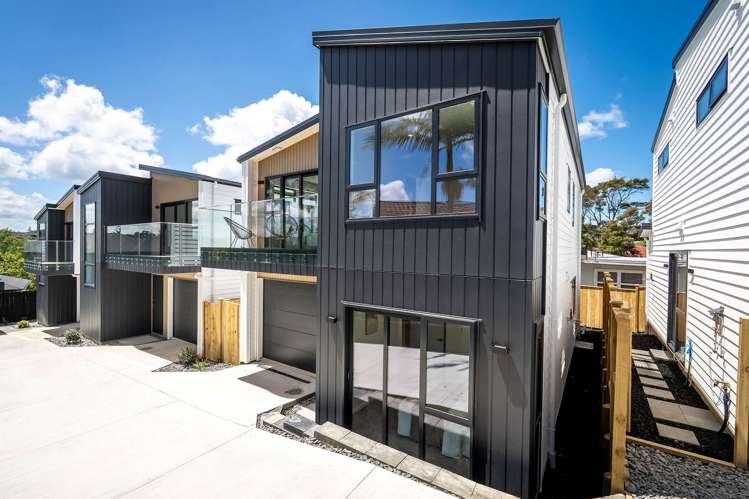 16 Madison Place Forrest Hill_15