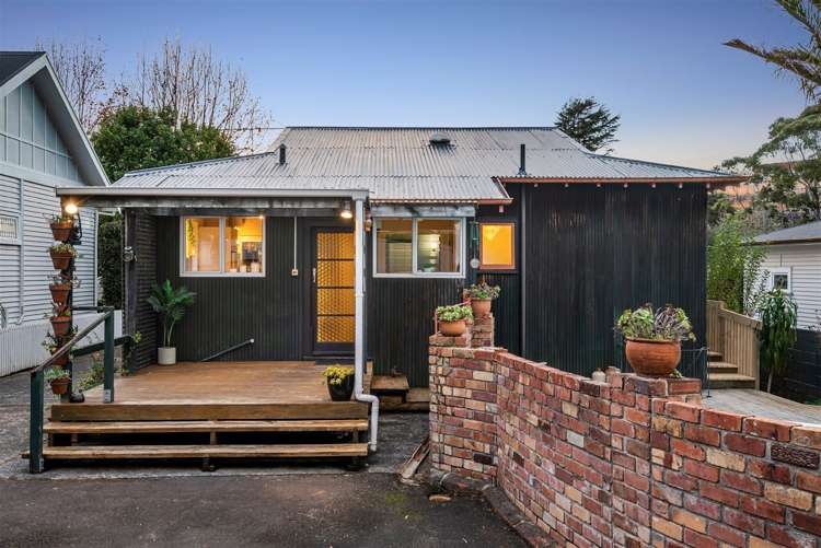 69 Martin Avenue Mount Albert_20