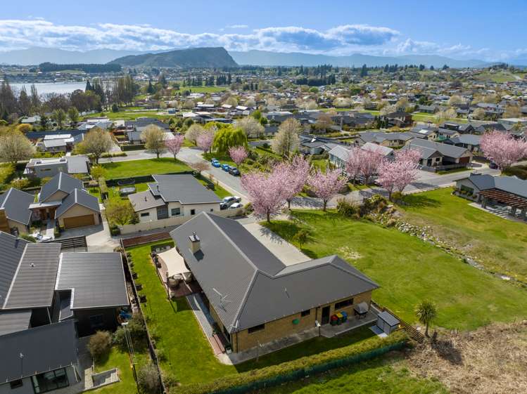 10 Mcfarlane Terrace Wanaka_1
