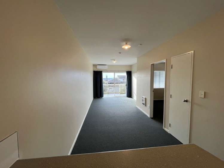 11/242 Great North Road Henderson_6