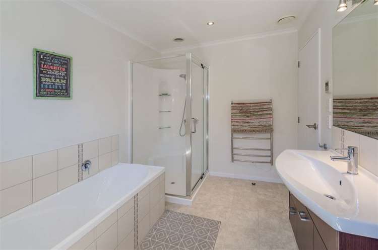 8 Gandalf Crescent Paraparaumu_15