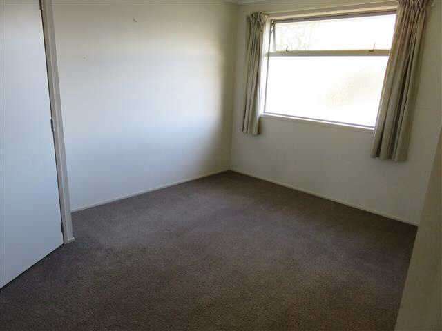 3E Jones Crescent 1107_4