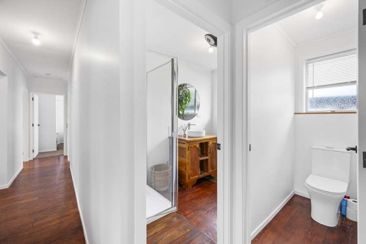 129 Riverbend Road Onekawa_10