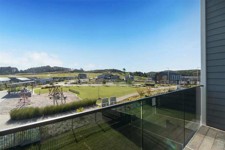 8 Paparahi Place Wainui_11