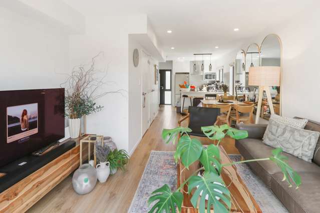 8a Rainbow Place Manurewa_2
