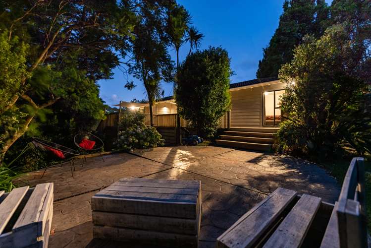 66 Gledstane Road Stanmore Bay_25