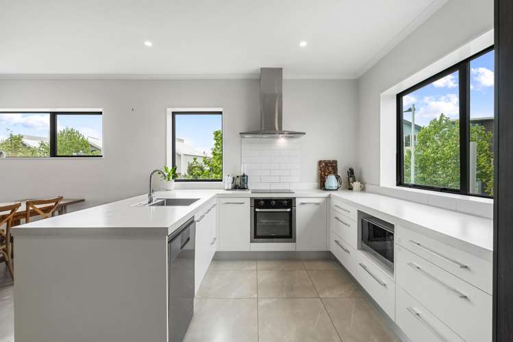 1 Danga Lane Hobsonville_5