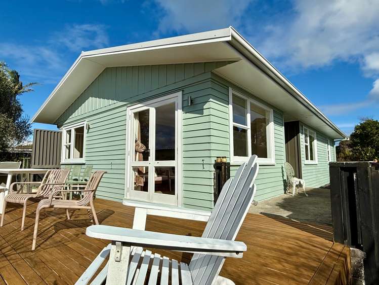 19 Lorenzen Bay Road Raglan_54