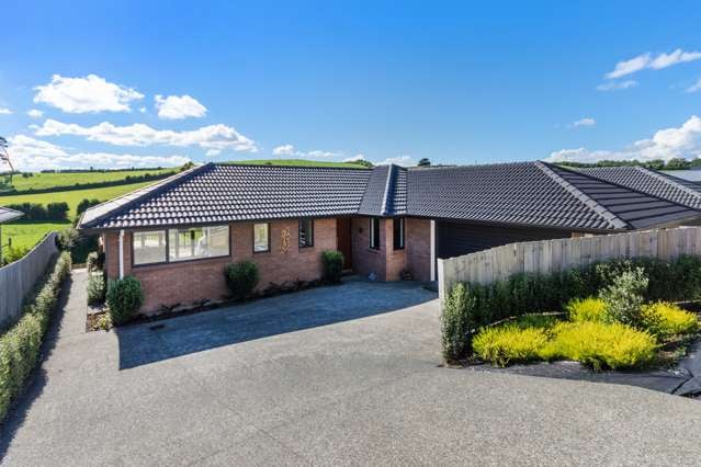 74 Isabella Drive Pukekohe_1