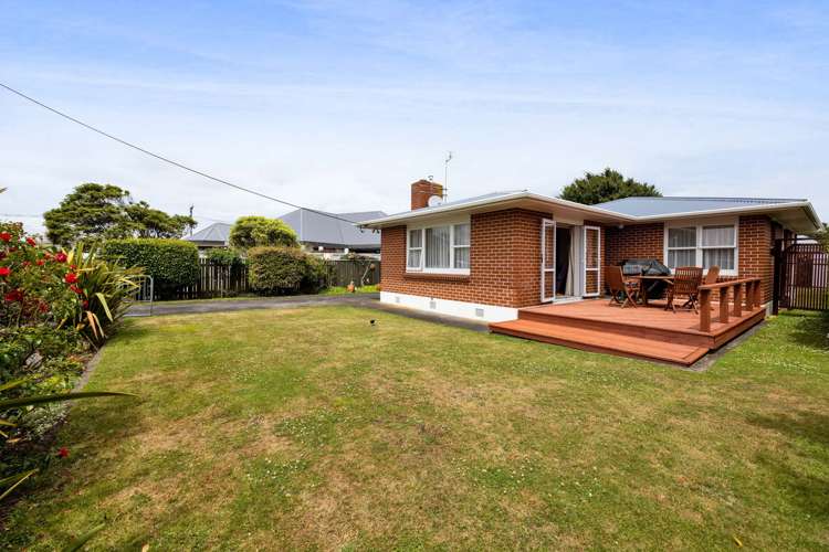 1 Reid Avenue Hawera_15