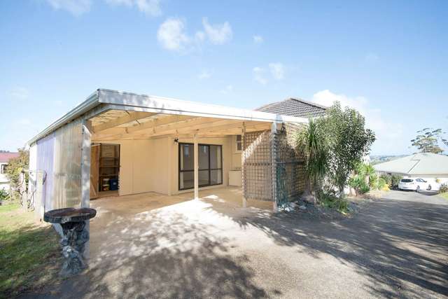 13 Vipond Road Stanmore Bay_2