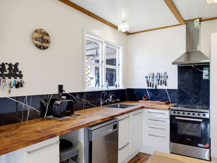 94 & 110 Glengarry Road Dannevirke_12