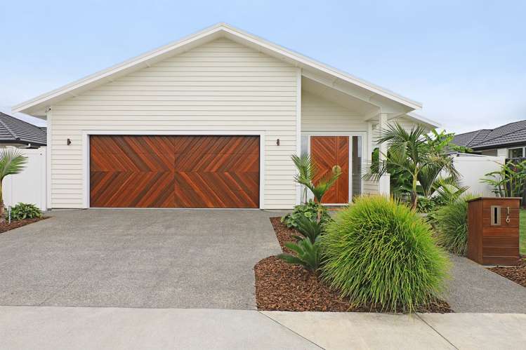 16 Clydesdale Way Frimley_23