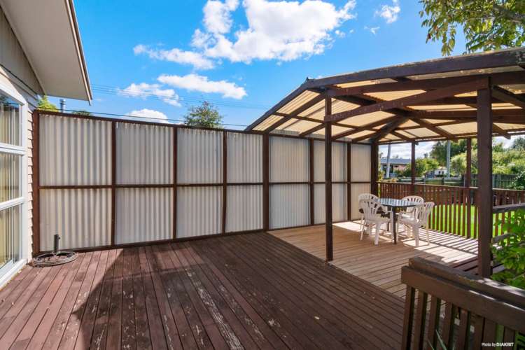 16 Eskdale Road Birkdale_14