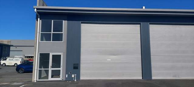Centrally located Industrial unit