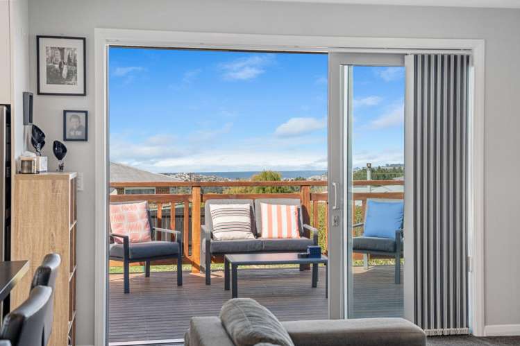 22 Stephen Street Halfway Bush_12