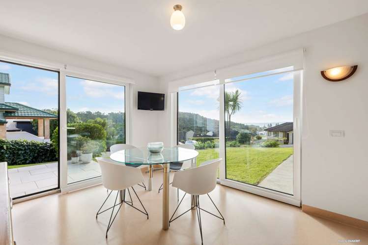 61 Roberta Crescent Orewa_12