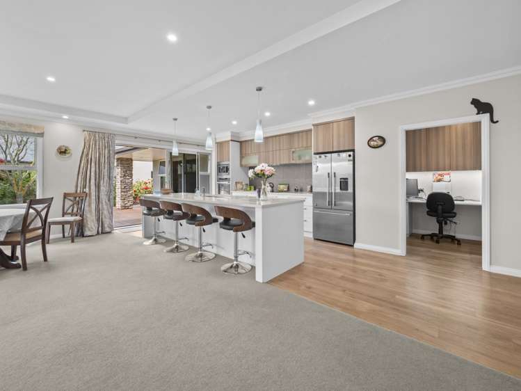 4 Reflection Place Allenton_17