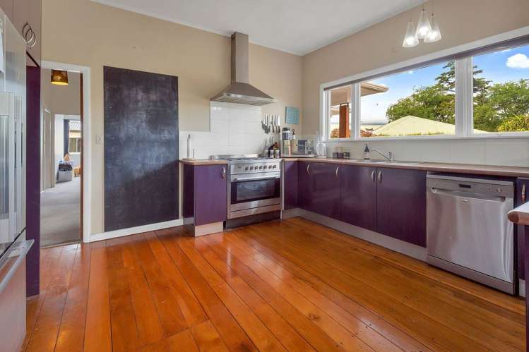 11 Standish Place Stoke_1