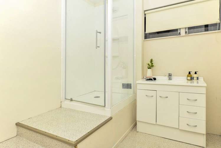 1/117 Golf Road New Lynn_16