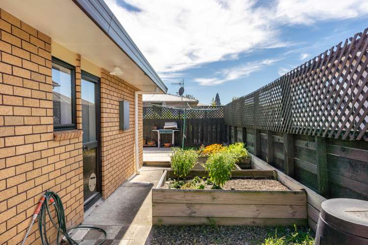 2/30 Andrew Street Stoke_14