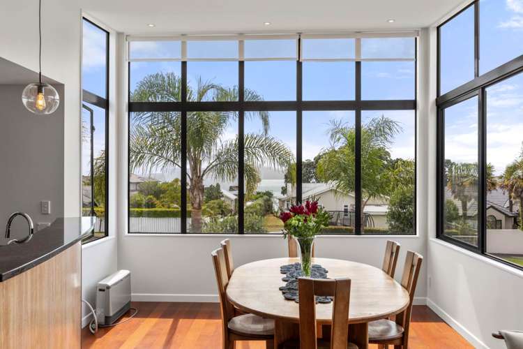 15 Hamana Street Narrow Neck_3