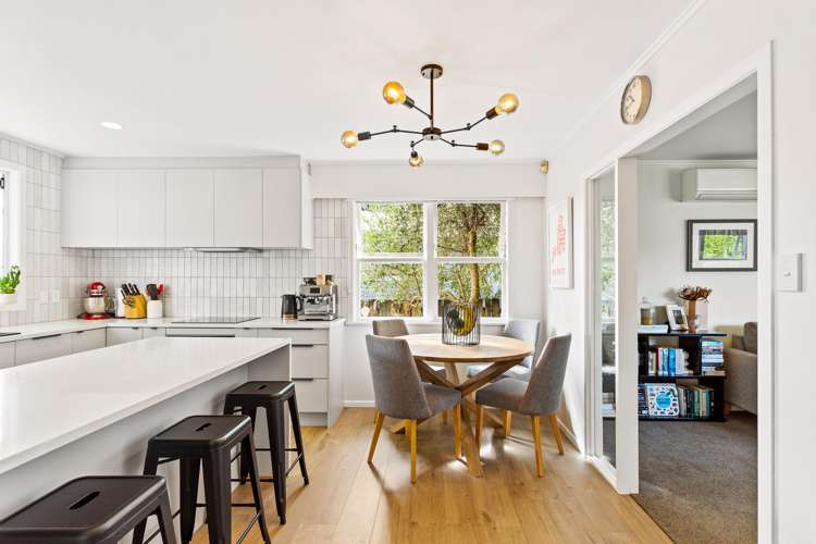 19 Brennan Avenue Te Atatu Peninsula_5