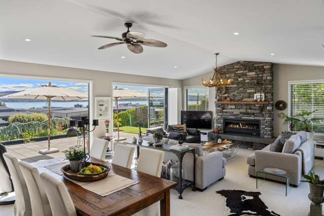 Your Chance to Live the Lakeside Lifestyle
