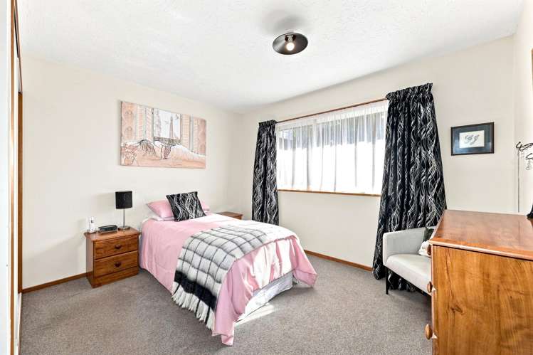 2/48 Longfellow Street Sydenham_7