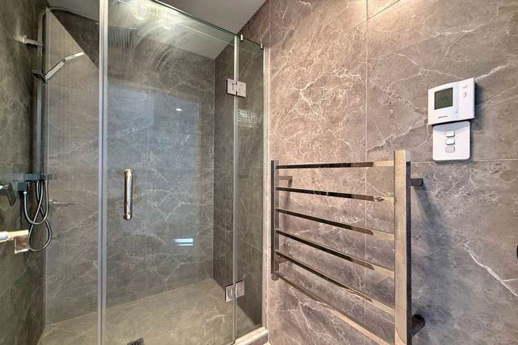 2 Christella Street Flat Bush_14