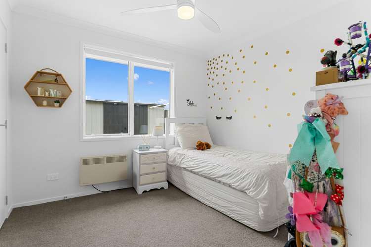 20 Fearnley Grove Pyes Pa_17