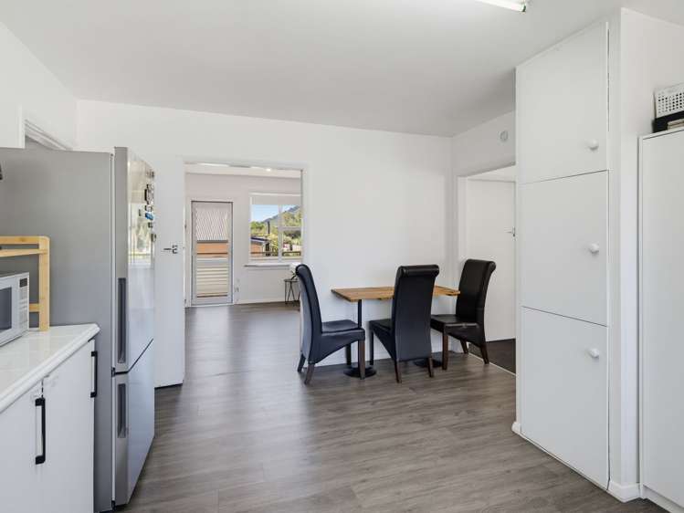51 Wairau Road Picton_6