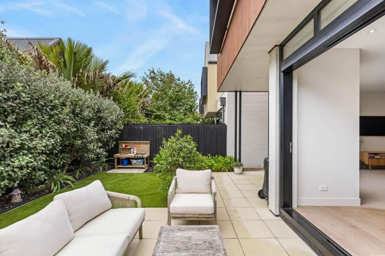 10 Nevill Road Hobsonville Point_28