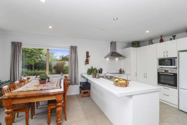 2 Riverside Place Katikati_2