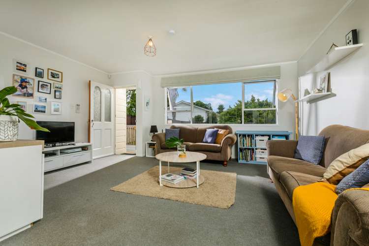 2/13 Talavera Place Te Atatu South_11