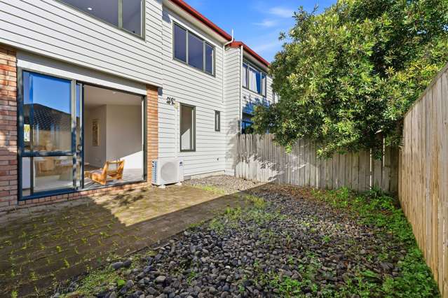 25/22 Northcross Drive Oteha_3