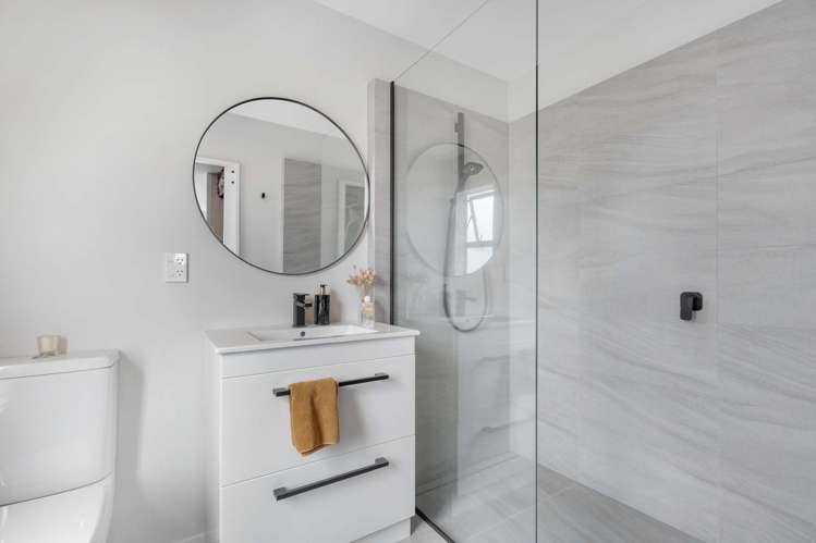 171 Rangiora Crescent Matarangi_18