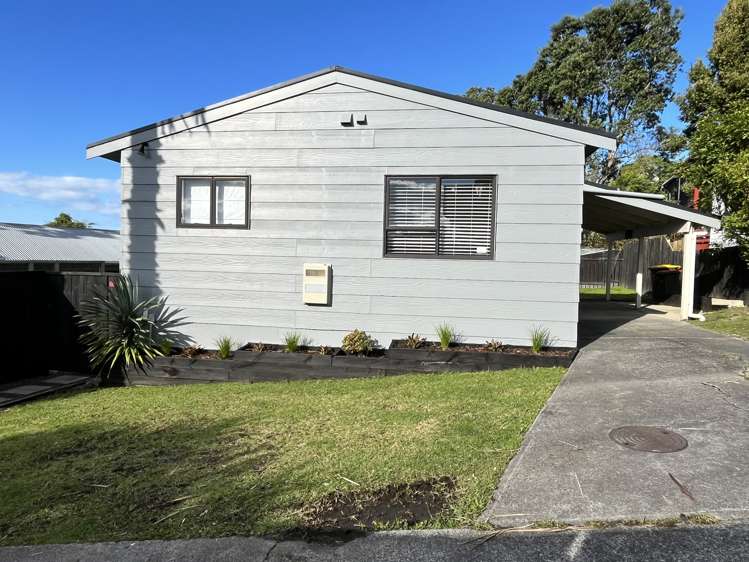 2/38a Nor'East Drive Torbay_21