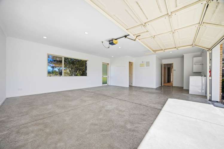 248 Paremoremo Road Lucas Heights_17