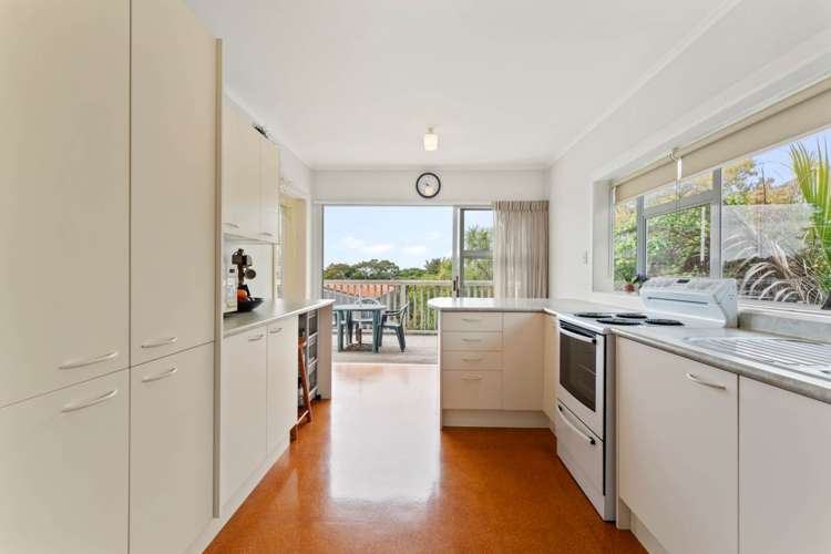 32 Holland Road Hillcrest_11