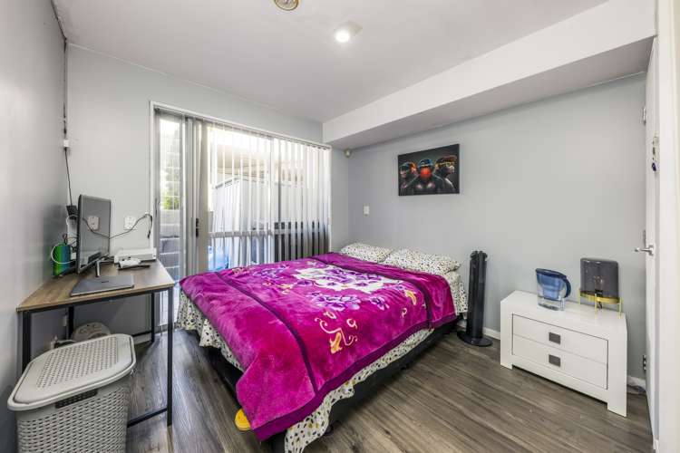 82a Michael Jones Drive Flat Bush_11