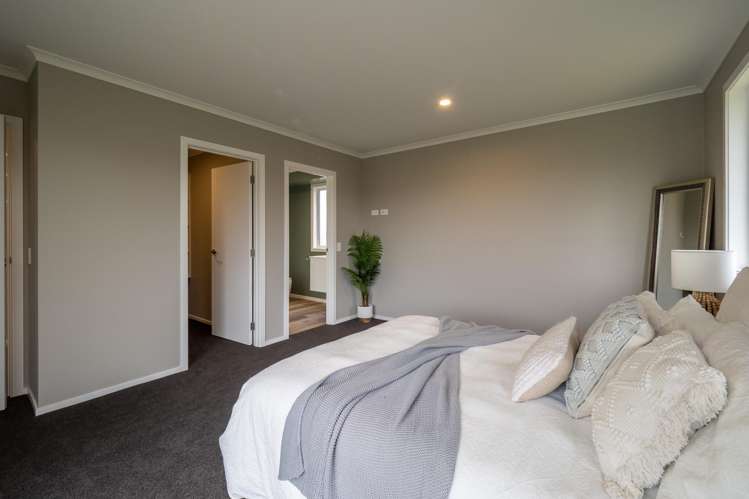 22 Strowan Avenue Hampstead_20