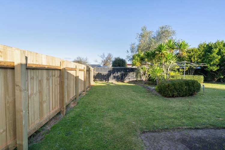 15 Clyde Street Utuhina_14