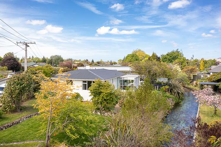 2 Ruthken Crescent Springlands_26